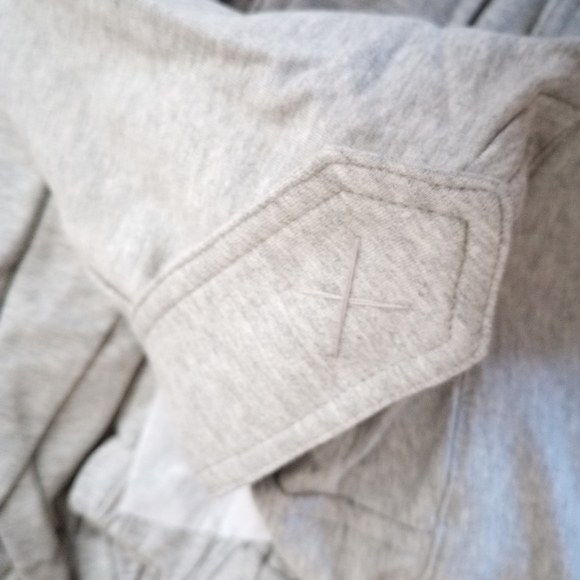 Women's Heather Grey One-Piece – Cinched Waist Jumpsuit with Folded Sleeves - Picture 7 of 9